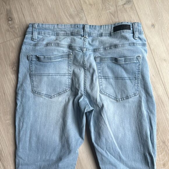 Kenneth Cole Slim Fit Light Wash Jeans 34, 34/30 - Picture 4 of 6